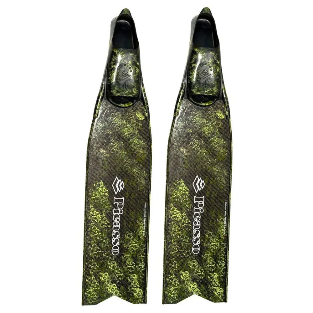 Ultimate Carbon Long Spearfishing Fins 1 Ultimate Carbon Long Spearfishing Fins